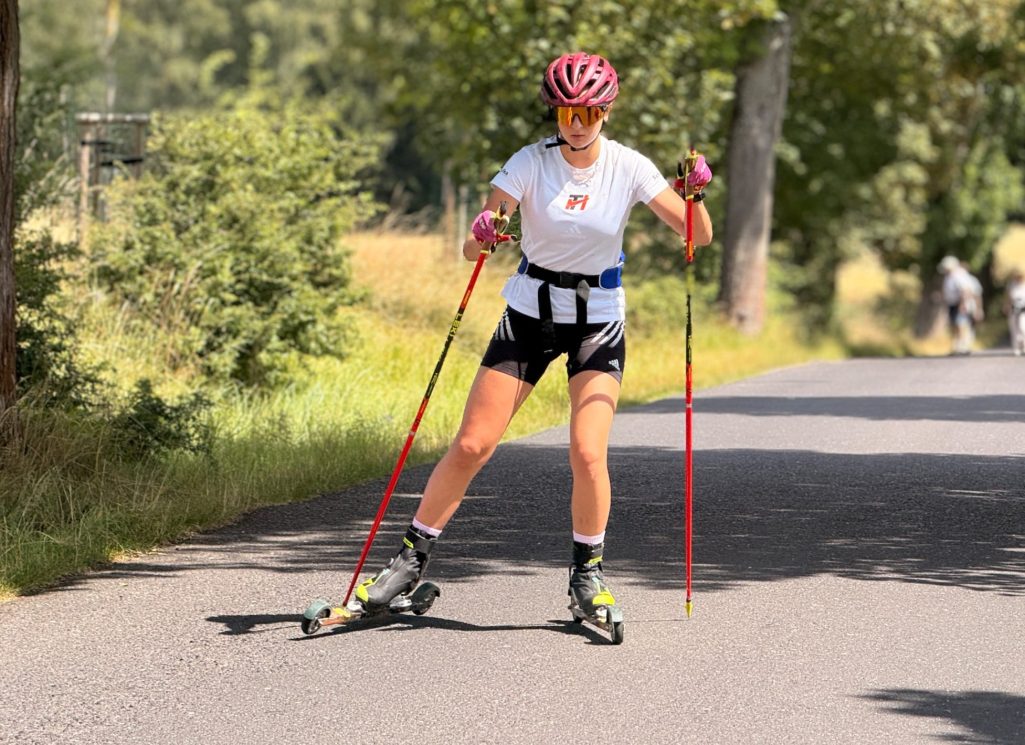 THRAX Performance Athletin im Skirollertraining